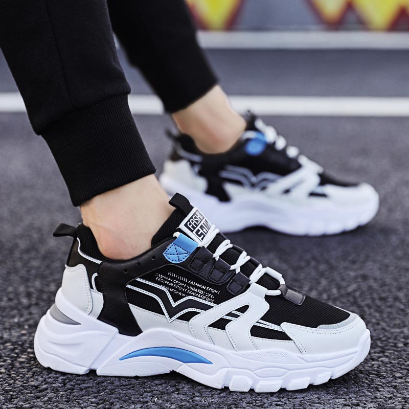 Zapatillas deportivas de talla - Model Kit Online Store reseña y precio