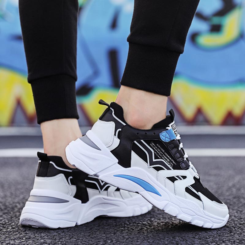 Zapatillas deportivas de talla - Model Kit Online Store reseña y precio